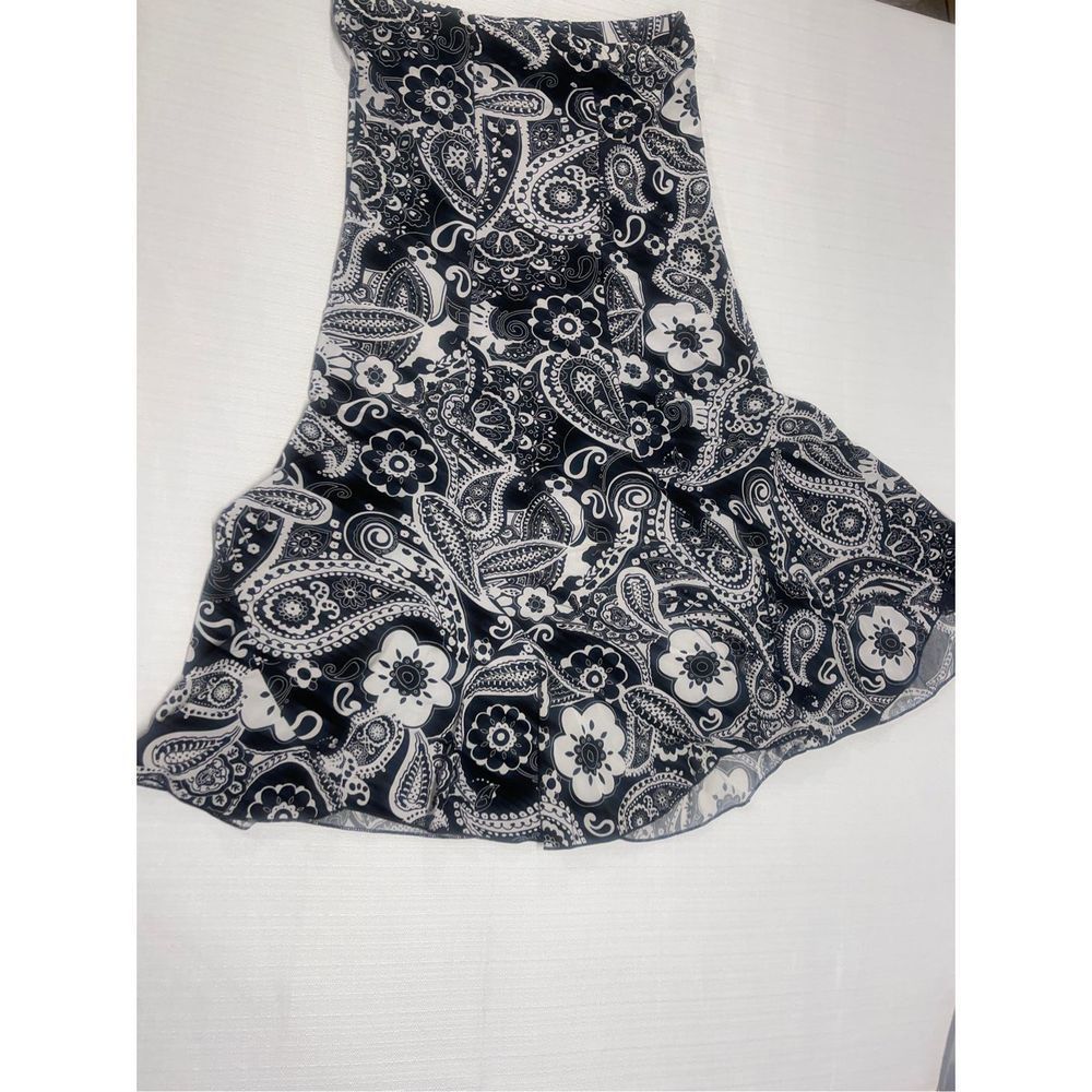 Jessica Taylor NYC, fitted paisley and flower printed skirt